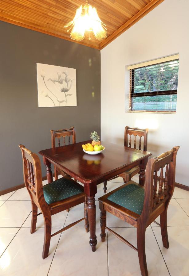 Eagles Nest Villa Sedgefield Exterior photo